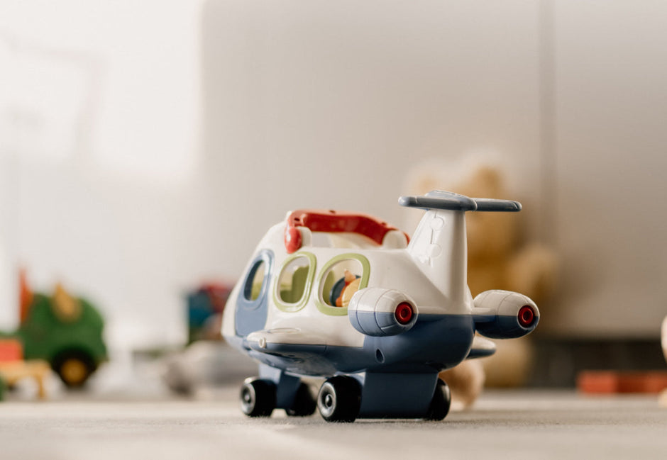 Crafting with Kids: DIY Projects to Encourage Creativity and Learning